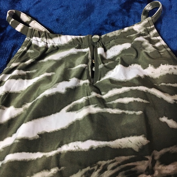 INC International Concepts Animal print top - Picture 6 of 6